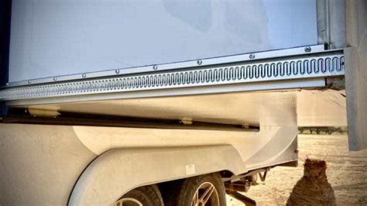 Does camper have to be level for slide out?
