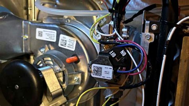 Is there a reset button on AC thermostat?
