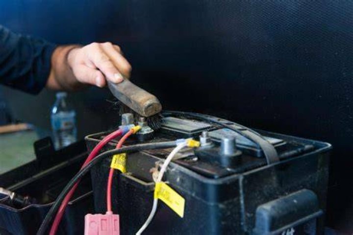 Why does my RV battery not hold a charge?