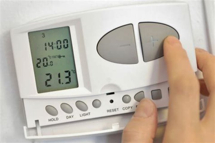 Will low batteries affect thermostat?
